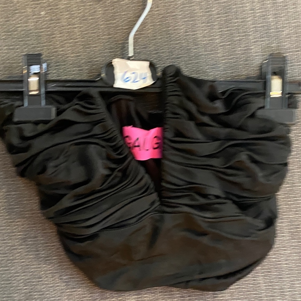 Gauge81 Black Ruched Top